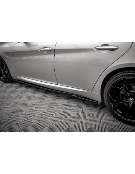 Faldones laterales Alfa Romeo Giulia Sport