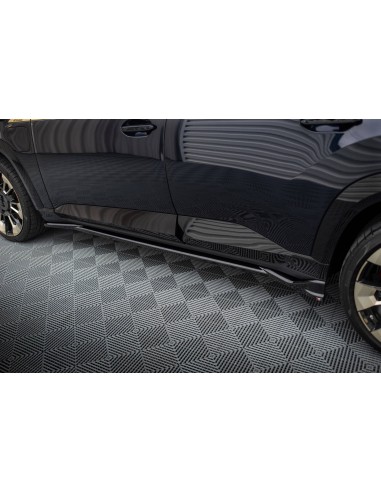 Faldones laterales BMW XM G09