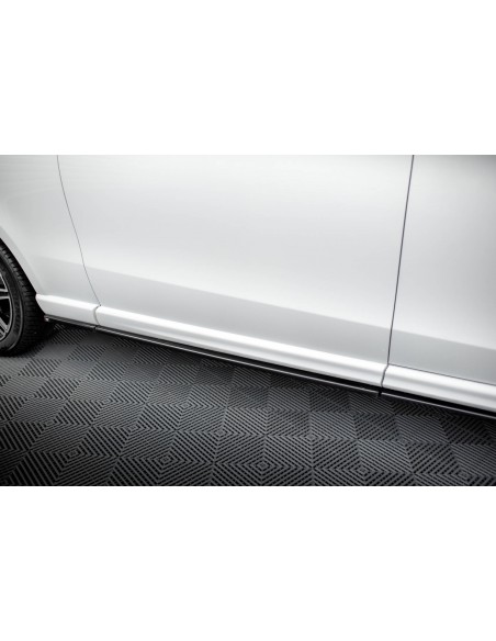 Faldones laterales Mercedes-Benz Clase V W447 (AMG Line)(Versión larga)
