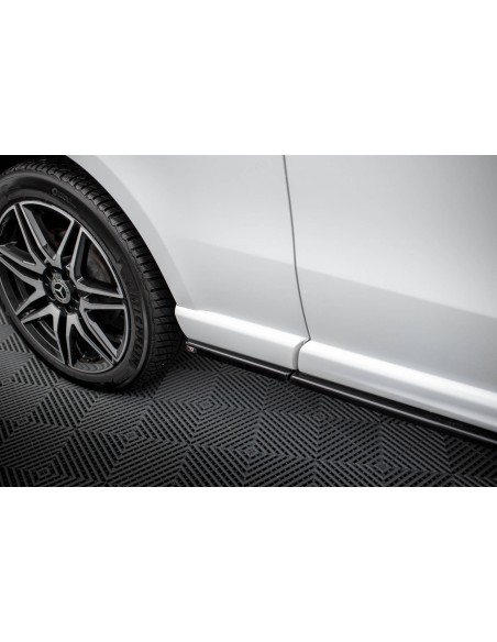 Faldones laterales Mercedes-Benz Clase V W447 (AMG Line)(Versión larga)