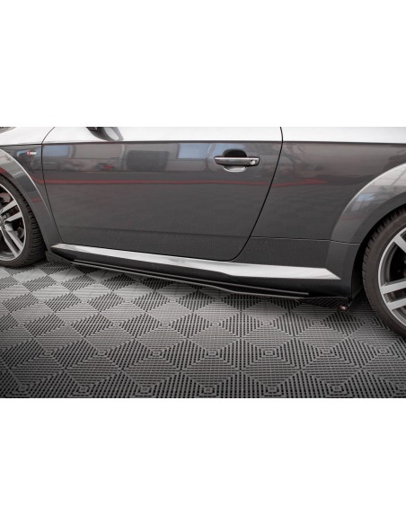 Faldones laterales Street Pro Audi TT/TTS 8S (S-Line)(Con flaps)