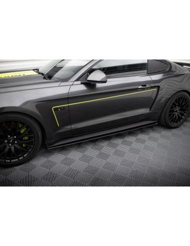 Faldones laterales Street Pro Ford Mustang GT Mk6