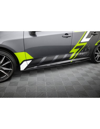 Faldones laterales Toyota Corolla XII Touring Sports (GR Sport)