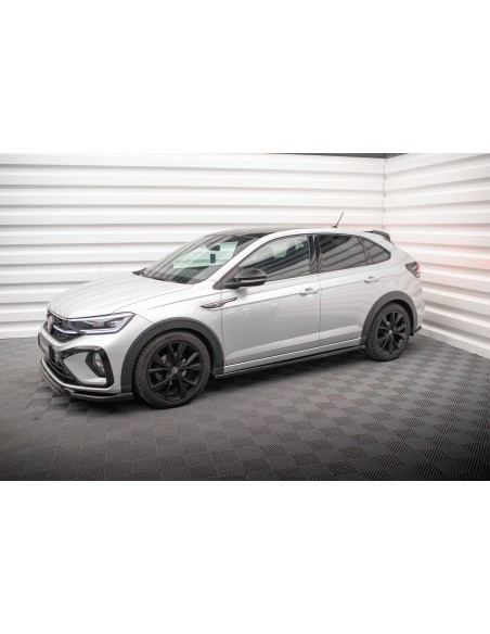 Faldones laterales Volkswagen Taigo (R-Line)
