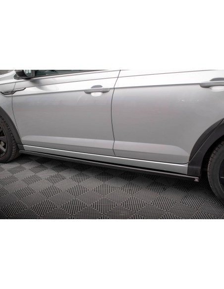 Faldones laterales Volkswagen Taigo (R-Line)