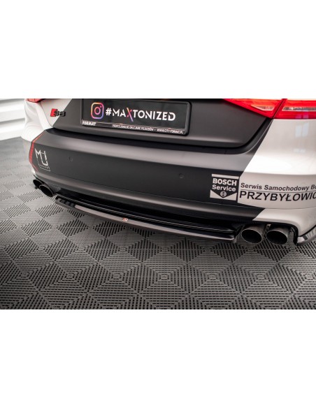 Lip trasero Audi S8 D4