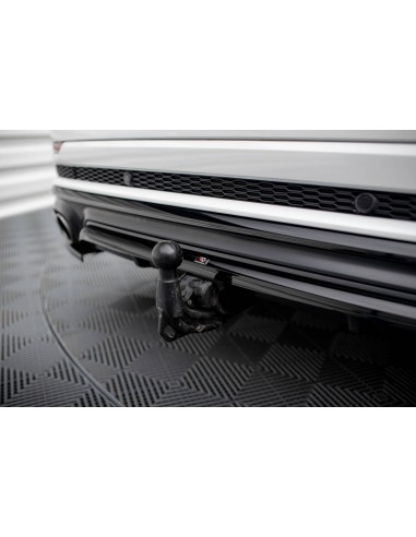 Lip trasero Audi SQ8 (Con barras verticales)