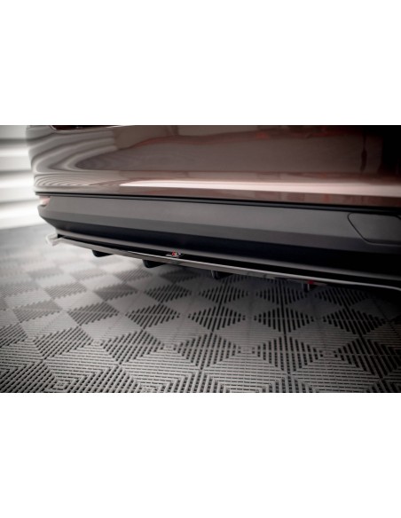 Lip trasero Fiat Tipo S Sedan Mk1 (Con barras verticales)
