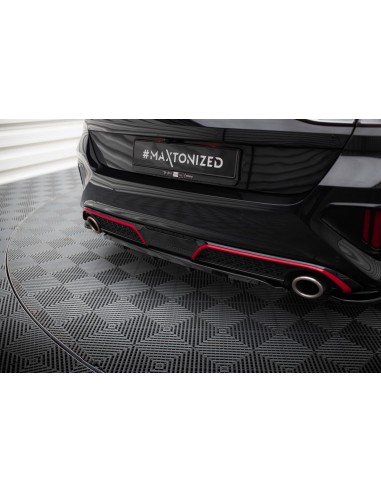 Lip trasero Kia Cee'd GT Mk3 (Facelift)(Con barras verticales)