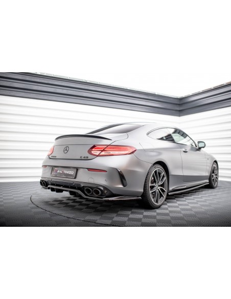 Lip trasero Mercedes-Benz Clase C 43 AMG Coupé C205 (Facelift)(Con barras verticales) Lip trasero Mercedes-Benz Clase C 43 AMG Coupé C205 (Facelift)(Con barras verticales)
