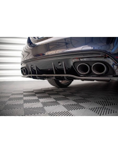 Lip trasero Mercedes-Benz Clase C 43 AMG W205/S205 (Facelift)(Con barras verticales)