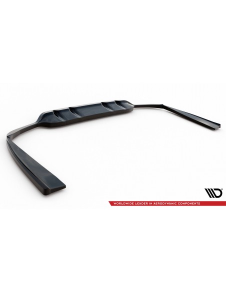 Lip trasero Mercedes-Benz Clase C W205 (AMG Line)(Facelift)(Con barras verticales)