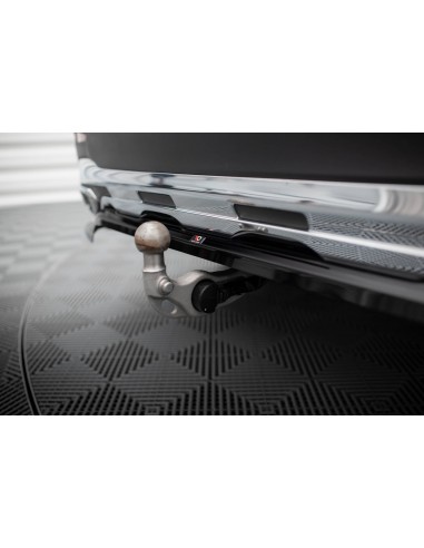 Lip trasero Mercedes-Benz GLC X254 (AMG Line)(Con barras verticales)