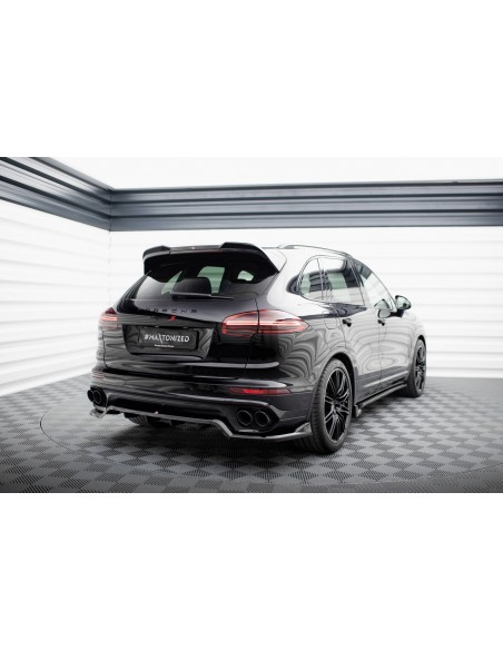 Lip trasero Porsche Cayenne Mk2 (Facelift)(Con barras verticales)