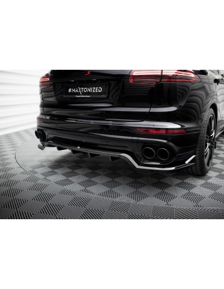 Lip trasero Porsche Cayenne Mk2 (Facelift)(Con barras verticales)