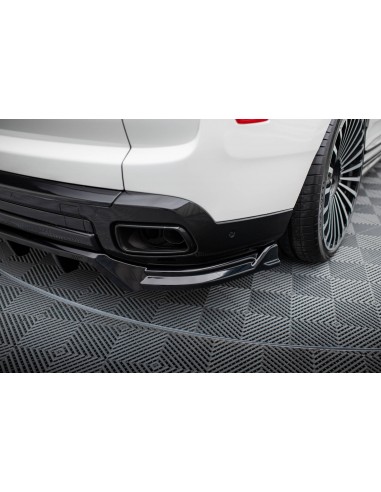 Lip trasero Rolls-Royce Cullinan (Con barras verticales)
