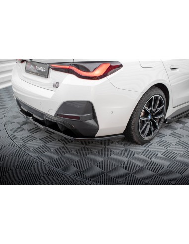 Lip trasero V.1 BMW i4 G26 (Con pack M)(Con barras verticales)