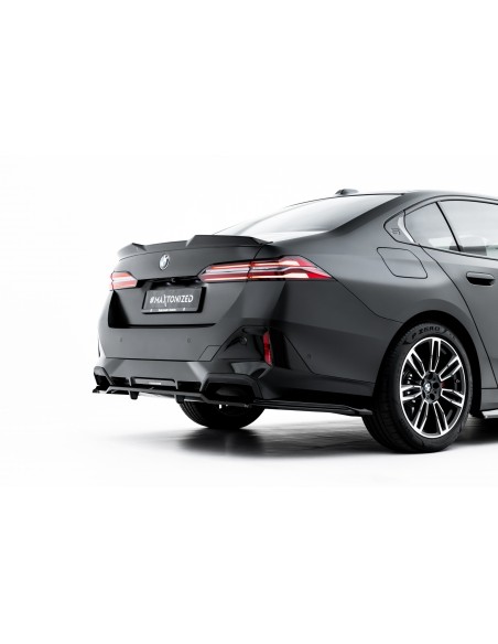 Lip trasero V.1 BMW Serie 5 G60 (Con pack M)(Con barras verticales)