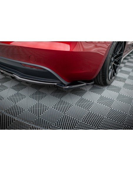 Lip trasero V.1 Tesla Model 3 Project Highland (Facelift)(Con barras verticales9