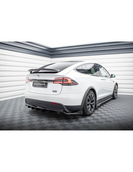 Lip trasero V.1 Tesla Model X (Facelift)(Con barras verticales)