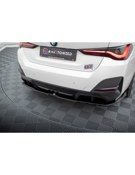 Lip trasero V.3 BMW i4 G26 (Con pack M)(Con barras verticales)