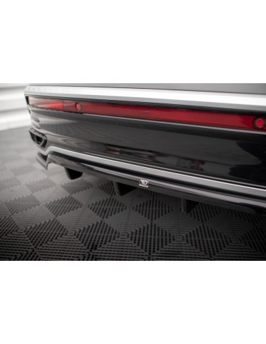 Lip trasero Volkswagen Taigo (R-Line)(Con barras verticales)
