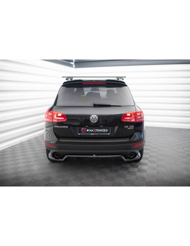 Lip trasero Volkswagen Touareg Mk2 (Con barras verticales)