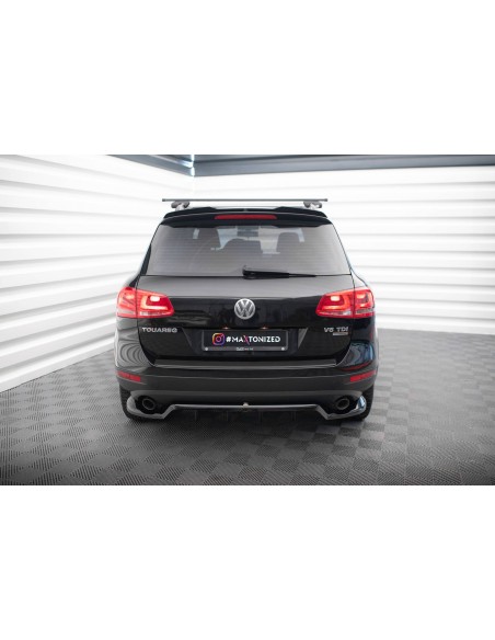 Lip trasero Volkswagen Touareg Mk2 (Con barras verticales)