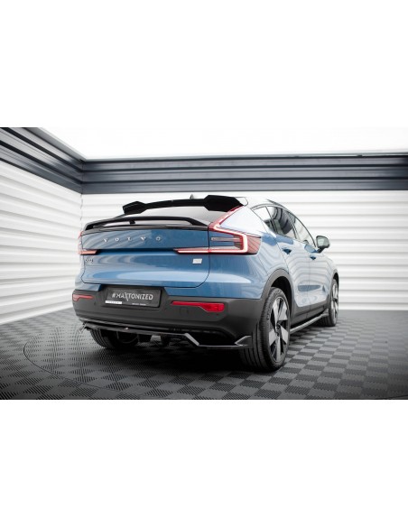 Lip trasero Volvo C40 (Con barras verticales)