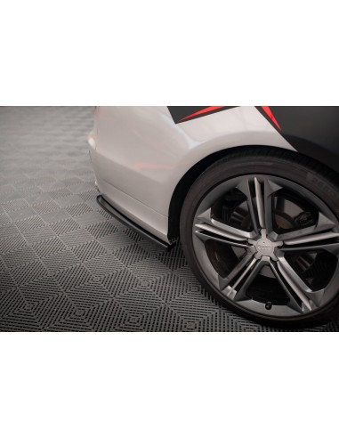 Lips traseros laterales Audi S8 D4
