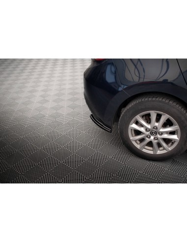 Lips traseros laterales Mazda 3 Mk3
