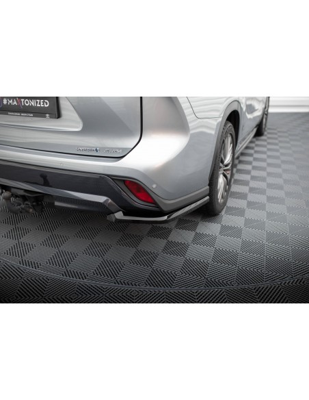 Lips traseros laterales Toyota Highlander Mk4