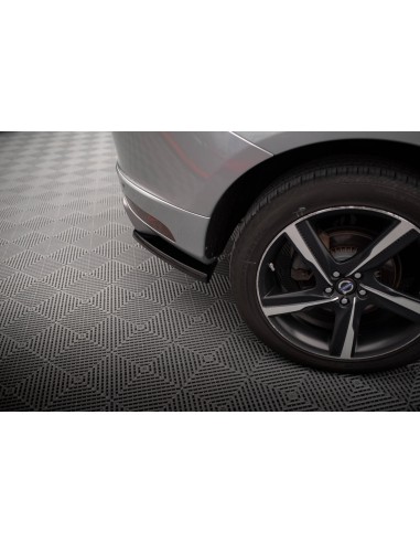 Lips traseros laterales Volvo XC60 Mk1 (R-Design)(Facelift)