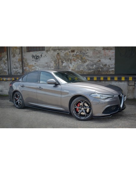 Faldones laterales Alfa Romeo Giulia (Edición Veloce)