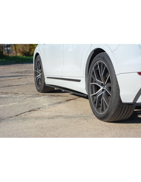 Faldones laterales Audi Q8 (S-Line)