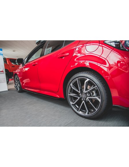 Faldones laterales Toyota Corolla XII Hatchback