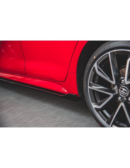 Faldones laterales Toyota Corolla XII Hatchback