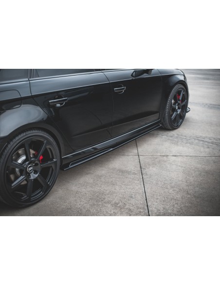 Faldones laterales V.2 Audi RS3 8V Sportback (Facelift) Faldones laterales V.2 Audi RS3 8V Sportback (Facelift)