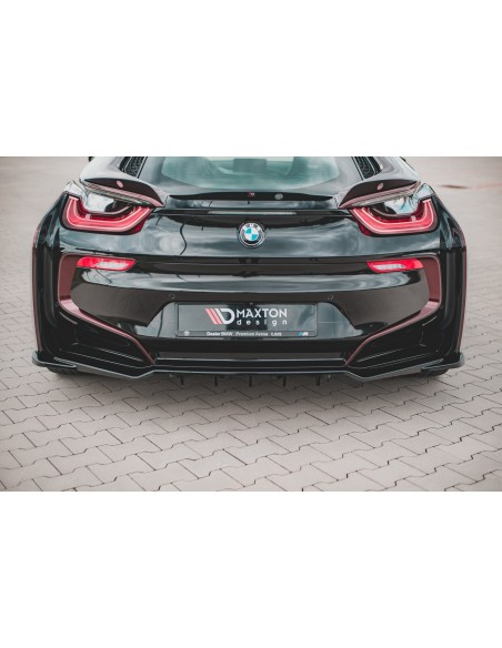Lip trasero central BMW i8 (Con barras verticales)
