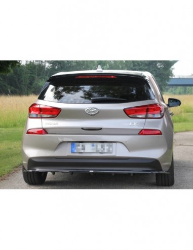 Lip trasero central Hyundai i30 Mk3 Hatchback (Con barras verticales)