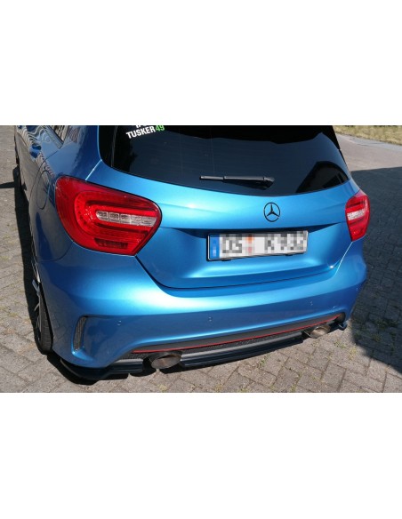 Lip trasero central Mercedes-Benz Clase A W176 (AMG Line)(Sin barras verticales) Lip trasero central Mercedes-Benz Clase A W176 (AMG Line)(Sin barras verticales)