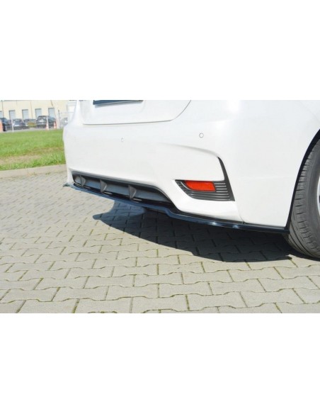 Lip trasero central Lexus CT Mk1 (Facelift)(sin barras verticales) Lip trasero central Lexus CT Mk1 (Facelift)(sin barras verticales)