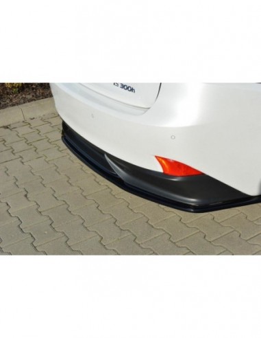 Lip trasero central Lexus IS H Mk3 (sin barras verticales)