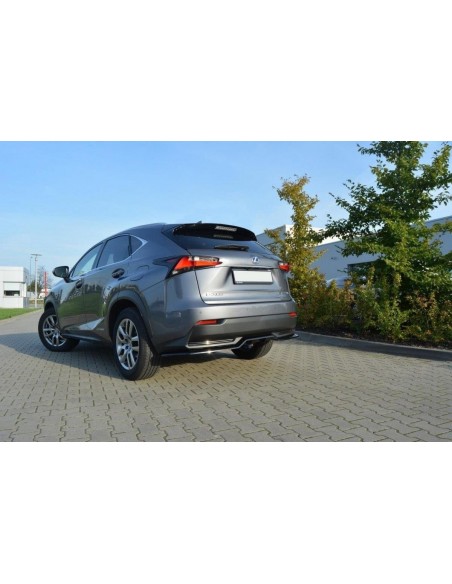 Lip trasero central Lexus NX H Mk1 (con barras verticales) Lip trasero central Lexus NX H Mk1 (con barras verticales)