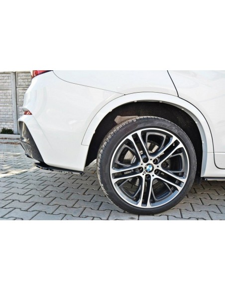 Lips traseros laterales BMW X4 F26 (Con pack M) Lips traseros laterales BMW X4 F26 (Con pack M)
