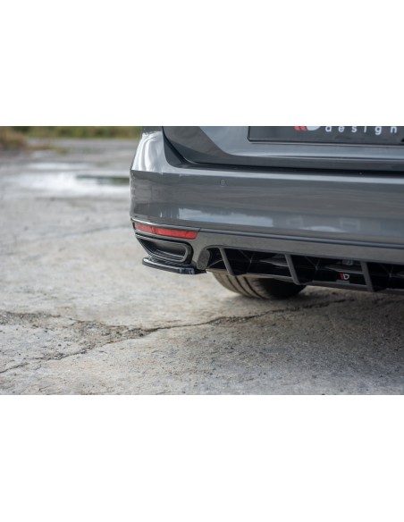 Lips traseros laterales Volkswagen Passat B8 (R-Line) Lips traseros laterales Volkswagen Passat B8 (R-Line)