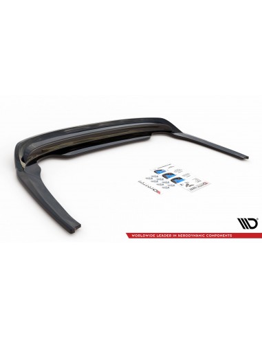 Lip trasero central Skoda Octavia Mk4 (Con barras verticales)