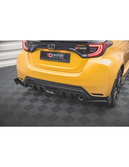 Lips traseros laterales V.4 Toyota Yaris GR (Con flaps)