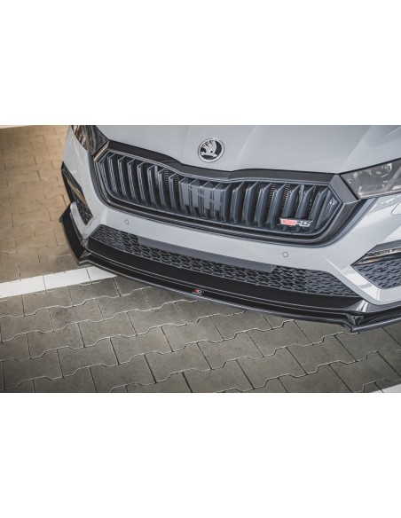 Lip delantero V.2 Skoda Octavia RS Mk4 (Con flaps) Lip delantero V.2 Skoda Octavia RS Mk4 (Con flaps)