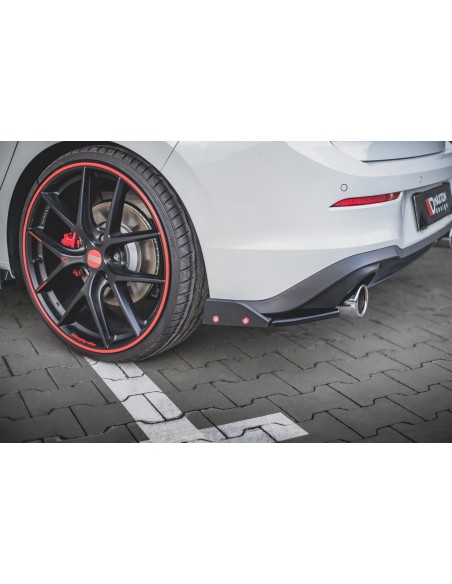 Lips traseros laterales V.2 Volkswagen Golf VIII GTI (Con flaps)